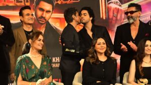 Aryan Khan का निर्देशन डेब्यू: ‘The Bads of Bollywood’ का प्रिव्यू लॉन्च, शाहरुख बोले– नेशनल अवॉर्ड के लिए एक हाथ काफी