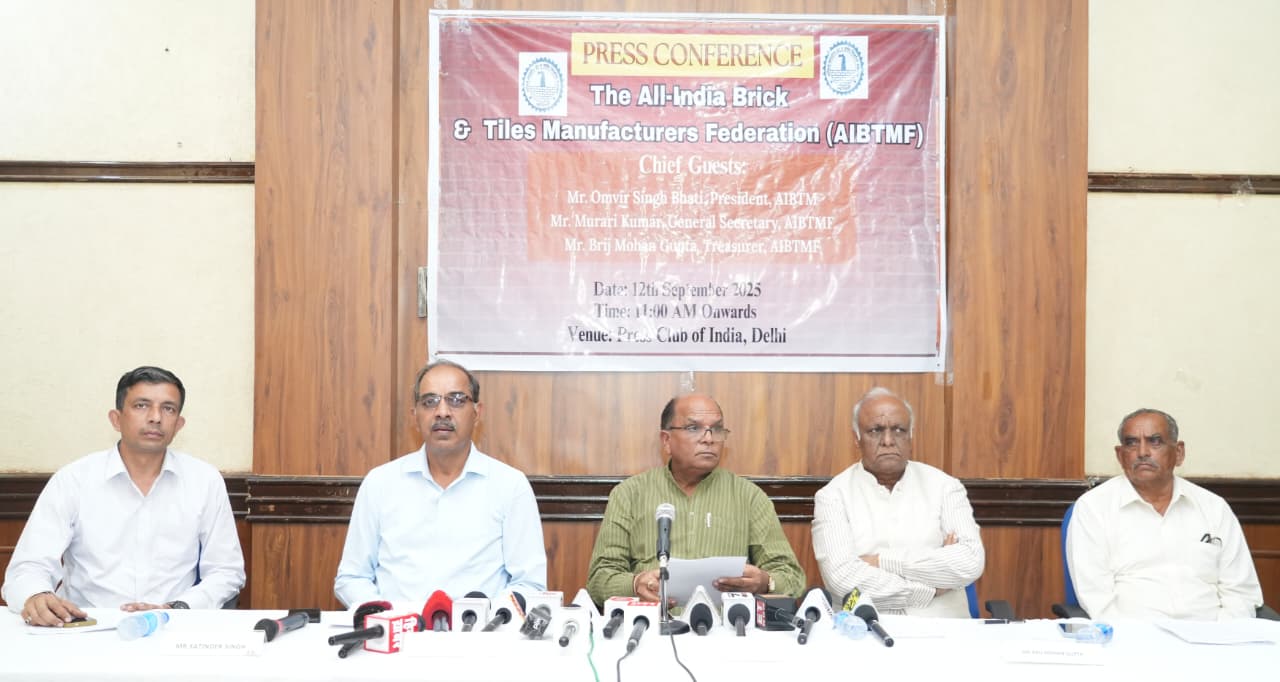 संपूर्ण भारत के लाल ईंट निर्माता ईंटों पर जीएसटी दर न घटाए जाने से नाराज़, करेंगे विरोध प्रदर्शन