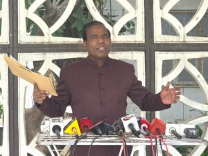 सेलिब्रिटीज और टेक कंपनियों पर निशाना साधते हुए डॉ. के.ए. पॉल ने की कड़ी कार्रवाई की मांग