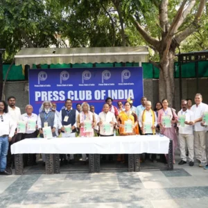 "हम आदिवासी हैं, वनवासी नहीं": देशभर के आदिवासी प्रतिनिधियों ने राष्ट्रपति द्रौपदी मुर्मू के समक्ष अलग धर्म कोड सहित 21 मांगों पर कार्रवाई की अपील की