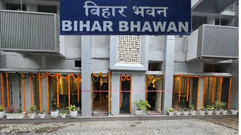 बिहार भवन कैंटीन का उद्घाटन, अब मिलेगा दिल्ली में लिट्टी-चोखा से लेकर सत्तू तक का असली स्वाद