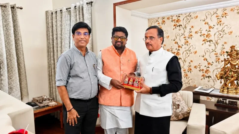 डॉ. भार्गव मल्लप्पा ने राज्यसभा सांसद डॉ. दिनेश शर्मा से की शिष्टाचार भेंट, राष्ट्र निर्माण और जनकल्याण पर हुई सार्थक चर्चा