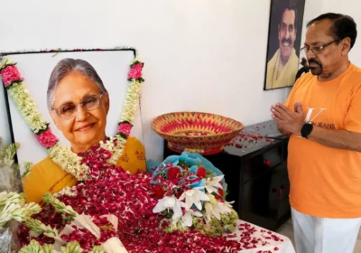शीला दीक्षित की जयंती पर विजय शंकर चतुर्वेदी ने अर्पित की श्रद्धांजलि, दिल्ली के विकास में उनके योगदान को किया याद
