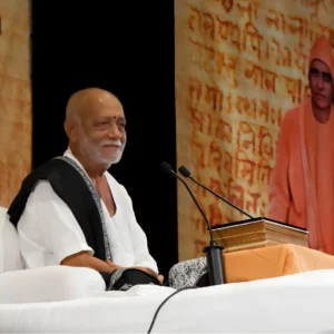 मोरारी बापू ने हार्वर्ड से भारत के पवित्र ग्रंथों को संरक्षित करने का आग्रह किया, नौ दिवसीय राम कथा का समापन