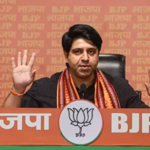 Shehzad Poonawalla Resigns