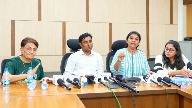स्टेम सेल थेरेपी पर सुप्रीम कोर्ट से मौखिक सुनवाई की मांग, माता-पिता बोले- हमें नहीं सुना गया