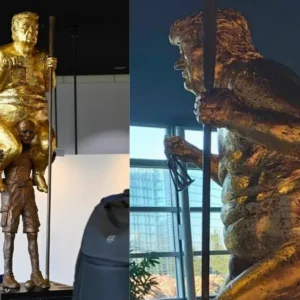 Donald Trump Naked Statue